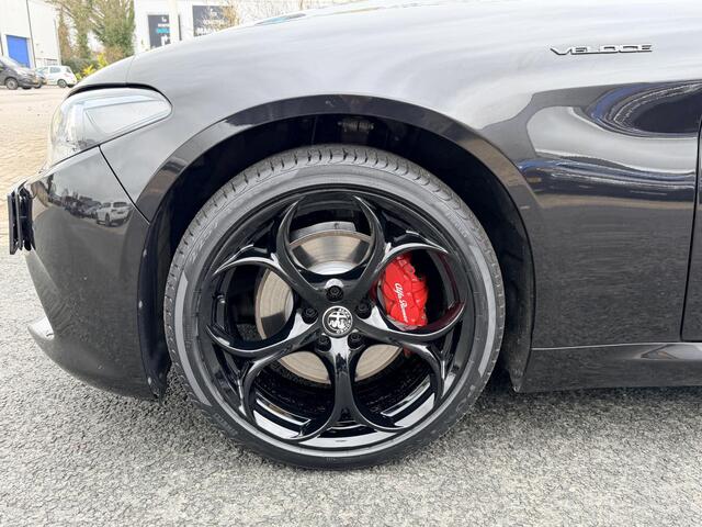Alfa Romeo GIULIA 2.0T Veloce Q4 AWD 280PK PanooLeder