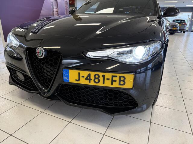 Alfa Romeo GIULIA 2.0T Super 200PK *LEER*NAVI*APP*CRUISE*100% OH*BTW