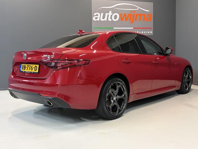 Alfa Romeo GIULIA 2.2 Jtd 180pk AE Automaat 19 Inch L.M. velgen, DAB audio, Navigatie