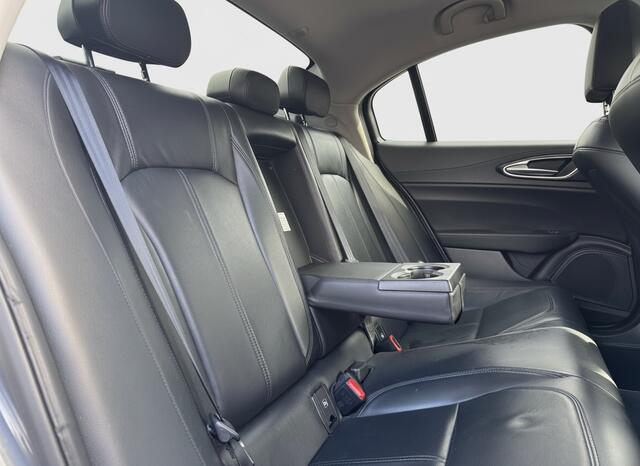 Alfa Romeo GIULIA 2.2 Eco 180pk Business Aut., Leer | Navi | Clima