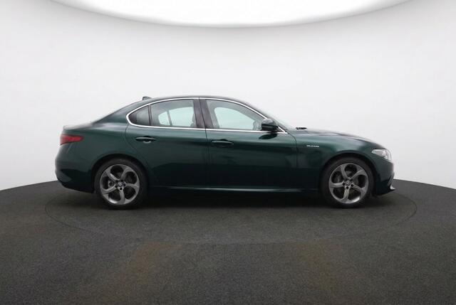 Alfa Romeo GIULIA 2.0 Super Zelena Racing Green l Leder l Camera l