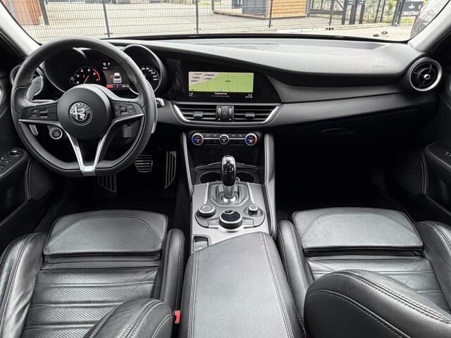 Alfa Romeo GIULIA 2.0 T AWD Veloce