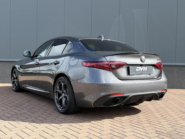 Alfa Romeo GIULIA 2.0 T Veloce