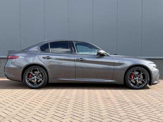 Alfa Romeo GIULIA 2.0 T Veloce