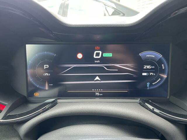 Alfa Romeo Junior Elettrica 280 PK Veloce 54 kWh SportStoelen | Sport onderstel | Full Options