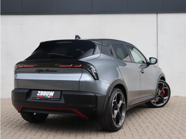 Alfa Romeo Junior Veloce 54 kWh 280 PK | Sport Pack | Techno Pack | 20"