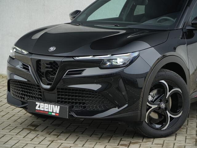 Alfa Romeo Junior 1.2 Turbo 136 PK Ibrida Speciale | Techno | Pano | Direct Leverb