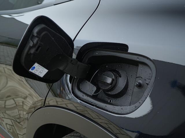 Alfa Romeo Junior Elettrica Speciale 54 kWh | Pano | Techno | 18"