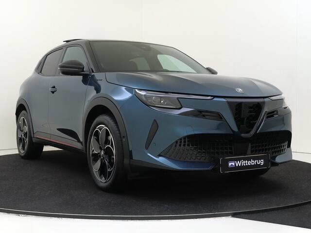 Alfa Romeo Junior Elettrica Speciale 54 kWh | Pack Techno | Panoramadak