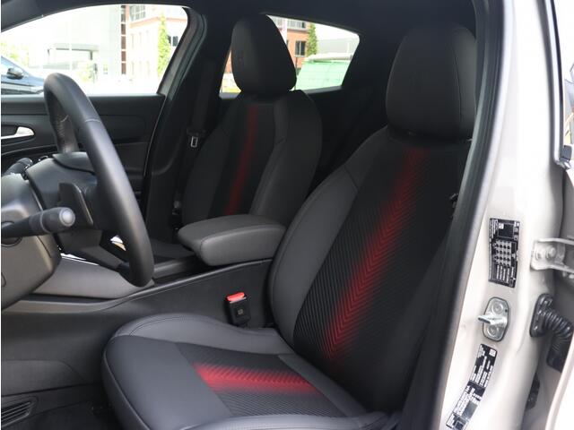 Alfa Romeo Junior 1.2 Turbo 136 PK Ibrida Speciale | Techno | Camera | Navi | Carp