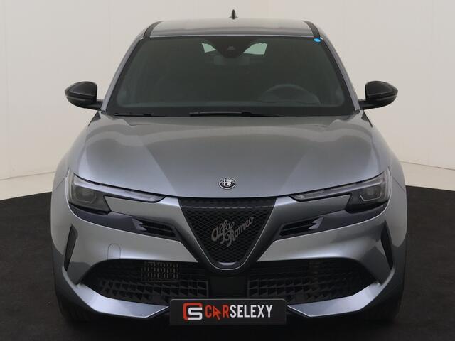Alfa Romeo Junior Ibrida 1.2 VGT 48V-Hybrid (100kW) | Adapt. Cruise | Carplay