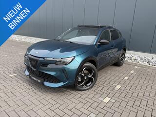 alfa-romeo-junior-1.2-turbo-hybrid-