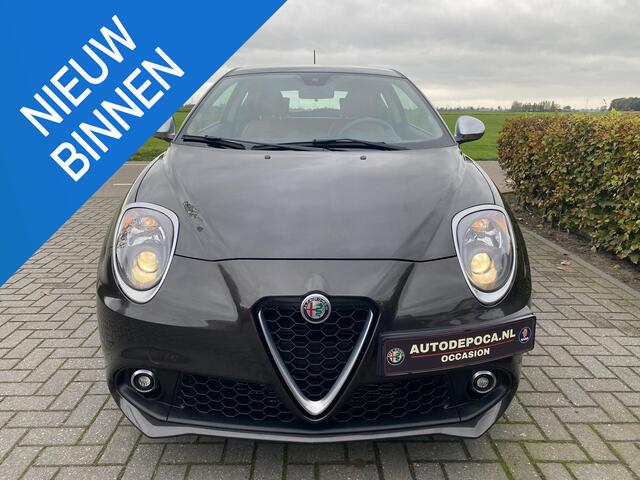 Alfa Romeo MITO 1.4 T MultiAir Super Navigatie Stoelverwarming PDC