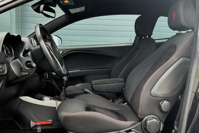 Alfa Romeo MITO 0.9 TwinAir ECO DAB CRUISE CONTROL NAVIGATIE LICHTMETALEN VELGEN