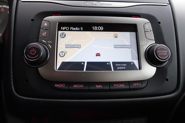 Alfa Romeo MITO 0.9 TwinAir ECO Super, leder, navigatie, super zuinig 1:18 Nw distributieketting
