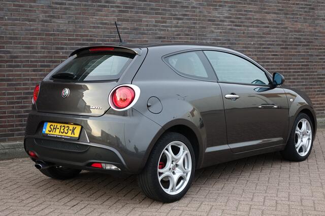 Alfa Romeo MITO 0.9 TwinAir ECO Super, leder, navigatie, super zuinig 1:18 Nw distributieketting