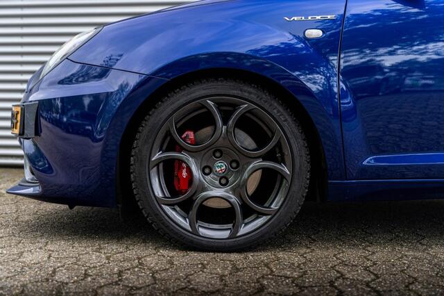 Alfa Romeo MITO 1.4 T 170PK MultiAir Veloce TCT Panodak