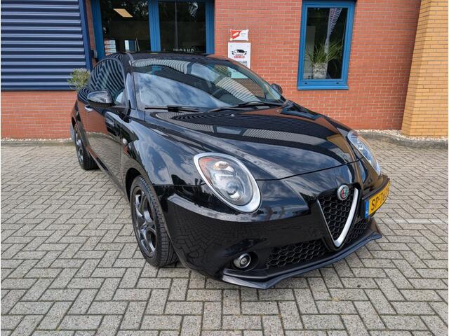 Alfa Romeo MITO 0.9 T. AIR ECO SUPER,PDC,Cruise,Stoelverw,Navi,Dealerond.