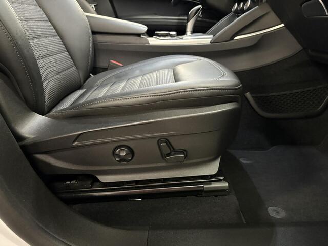 Alfa Romeo Stelvio 2.0 Turbo 280pk AWD Super Q4 Apple carplay, stuurschakeling, performance pack, stoel/stuurverwarming