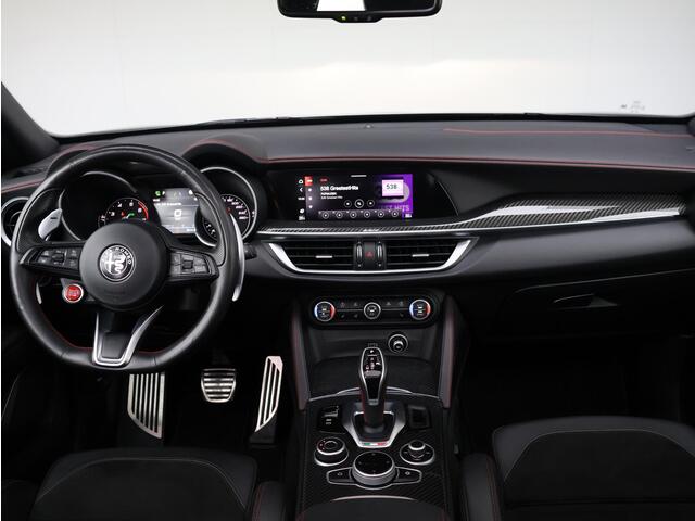 Alfa Romeo Stelvio 2.0 T AWD Veloce TI | Carbon Q interieur | Pano-dak | Unieke uitvoering |