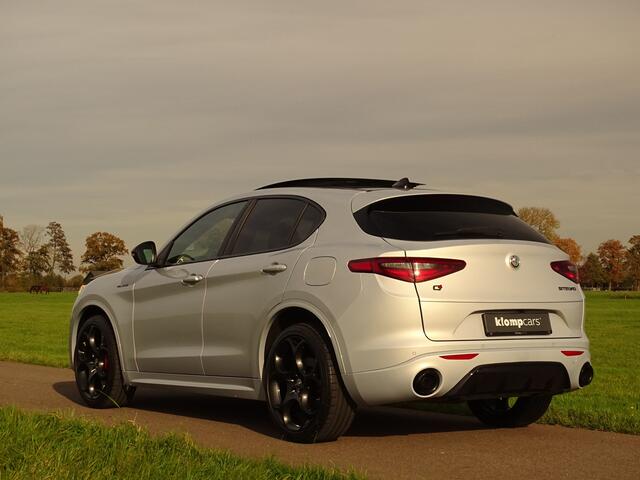 Alfa Romeo Stelvio 2.0 T AWD Veloce | Full-Full Options! | Schuifdak | Inst.schokdempers | Ad.cruise