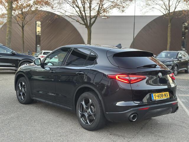 Alfa Romeo Stelvio 2.0 T AWD Super Q4| BOMVOL| STOEL/ STUURVERW.| ELEK. ACHTERKLEP| CAMERA| MEM. STOEL| DODE HOEK| APPLE CARPLAY|