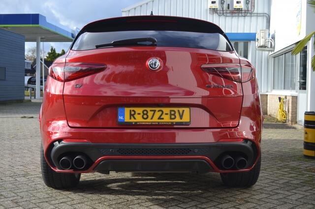 Alfa Romeo Stelvio 2.9 V6 AWD QUADRIFOGLIO