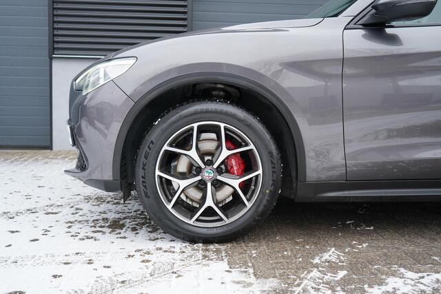 Alfa Romeo Stelvio 2.0 T AWD Super Q4 /280pk/Camera/Carplay