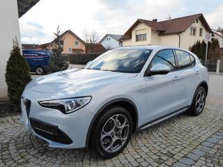 alfa-romeo-stelvio-2.0t-q4-ti-(206k