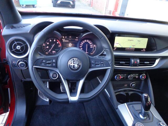 Alfa Romeo Stelvio 2.0 T AWD B-Tech Business Edition Sportstoelen Rosso Competizione Trekhaak
