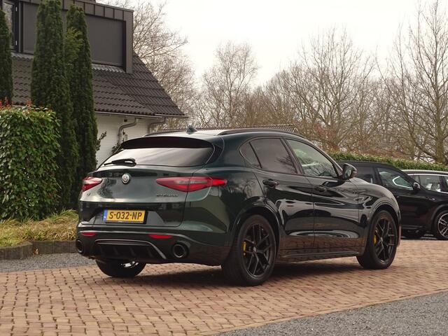 Alfa Romeo Stelvio 2.2d Customized by Klompcars | Carplay | 20 inch | Leer | ETC.