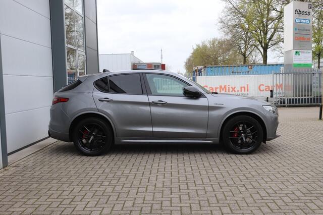 Alfa Romeo Stelvio 2.0 T Q4 280PK AWD VELOCE/1E EIG./GRIGIO STROMBOLI/A.CARPLAY/20