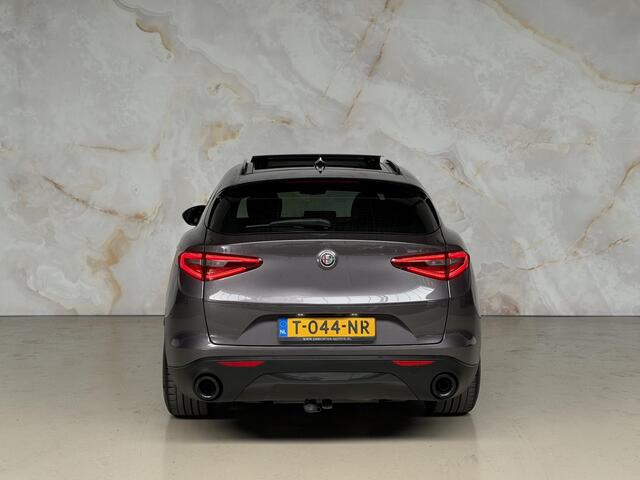 Alfa Romeo Stelvio 2.0 T AWD B-Tech - Leder - Pano - Camera -