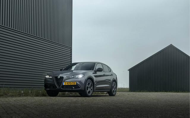 Alfa Romeo Stelvio MY23 2.0 T GME AWD Sprint 280PK | Panoramadak | Veloce interieur | Facelift |