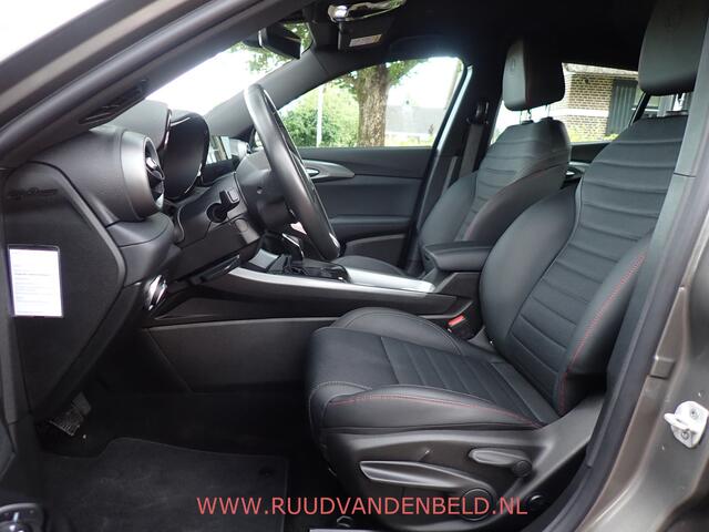 Alfa Romeo Tonale 1.5T Hybrid Sprint ADAP.CRUISE/SPORTLEER/CARPLAY/TREKHAAK