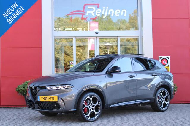 Alfa Romeo Tonale PHEV 280PK VELOCE | NIEUWE AUTO! | PANORAMISCH SCHUIF/KANTEL DAK | WINTERPACK: STOEL/STUUR VERWARMING | TECHNOLOGY PACK: PARKEERWAARSCHUWING VOOR EN ACHTER/360° CAMERA/AUTOMATISCH INPARKEREN/ AUTONOMOUS DRIVING LEVEL 2: ADAPTIVE CRUISE CONTROL/LANE CENTER