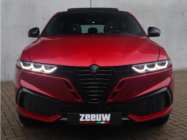 Alfa Romeo Tonale Ibrida Plug-In Q4 270 PK Sport Speciale | Pano | LED | Harman |