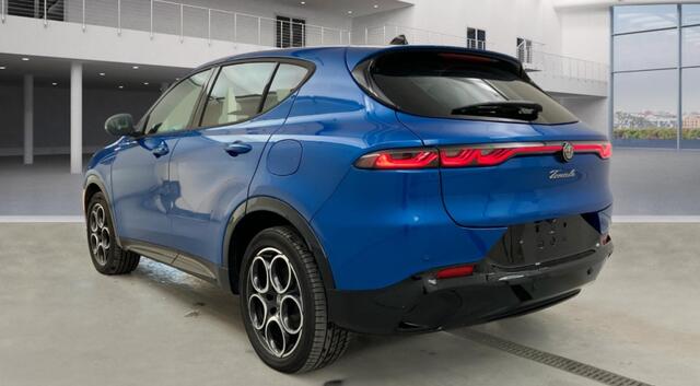 Alfa Romeo Tonale Veloce Plug-In-Hybrid AWD