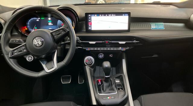 Alfa Romeo Tonale Veloce Plug-In-Hybrid AWD