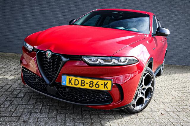Alfa Romeo Tonale 1.5T Hybrid Veloce 160pk/ Leder/Alfa Rosso/Apple Carplay