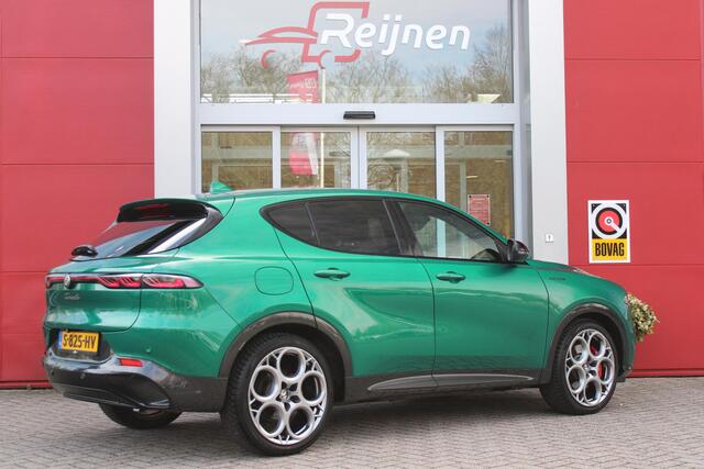 Alfa Romeo Tonale 1.5T Hybrid 160PK VELOCE | AFNEEMBARE TREKHAAK | PREMIUM PACK: LEDEREN BEKLEDING/GEVENTILEERDE VOORSTOELEN/4-VOUDIG ELEKTRISCH VERSTELBARE LENDESTEUN VOORSTOELEN/ELEKTRISCH BEDIENBARE VOORSTOELEN/GEHEUGEN OP DE BESTUUDERSSTOEL/HOOGGLANS ZWARTE RAAMOMLIJST