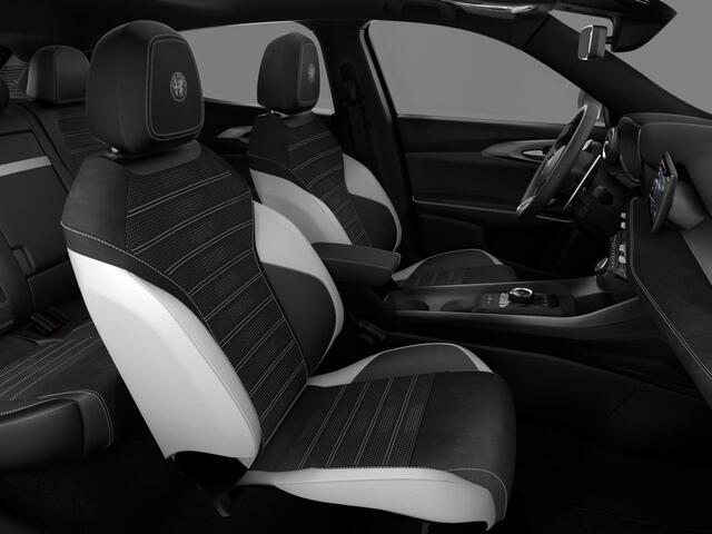 Alfa Romeo Tonale 1.3 Ibrida Plug-In Q4 270pk AWD Sport Speciale | 20" | Technology Pack | Schuif/Kanteldak