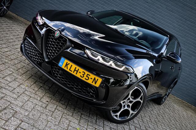 Alfa Romeo Tonale 1.5T Hybrid Veloce ACC / APPLE CARPLAY / HALF LEDER
