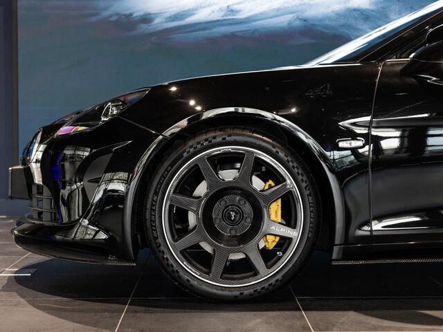 Alpine A110 1.8 Turbo R 300PK | FOCAL PREMIUM | CARPLAY | CARBON WIELEN/MOTORKAP/SKIRTS/ DAK/DIFFUSER ACHTER | CAMERA |