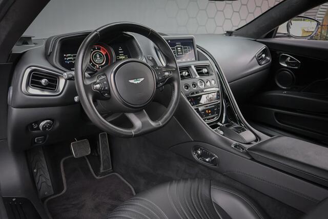 Aston Martin DB11 5.2 V12 | B&O 3D AUDIO | SUÉDE HEMELBEKLEDING | STOELKOELING/VERWARMING | MORNING FROST PEARL METALLIC AML SPECIAL PAINT