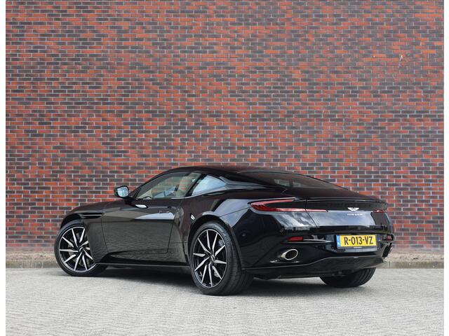 Aston Martin DB11 4.0 V8