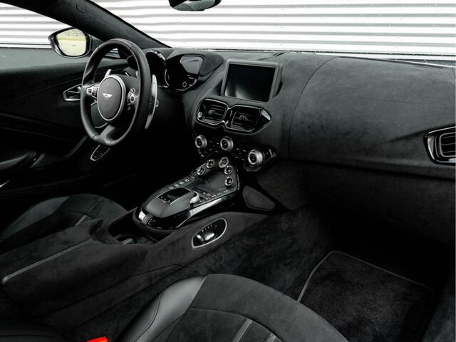 Aston Martin VANTAGE 4.0 V8 - 5.305km! - Dealer Maintenance