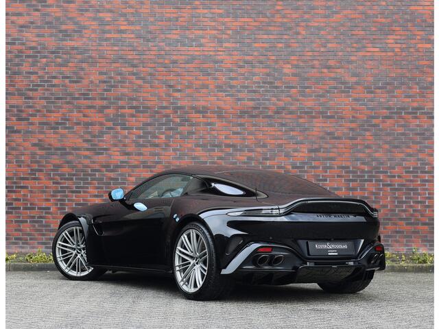 Aston Martin VANTAGE 4.0 V8 | Onyx Black