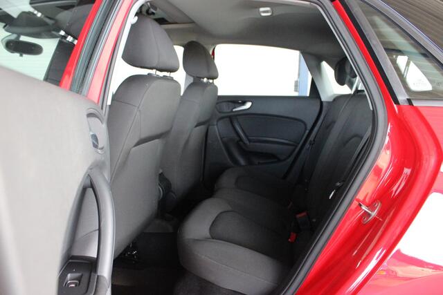 Audi A1 Sportback 1.4 TFSI S-Line 4-cilinder | Pano | Two-Tone | LED | Bluetooth | Airco | Cruise | 17" LMV | Mistlampen