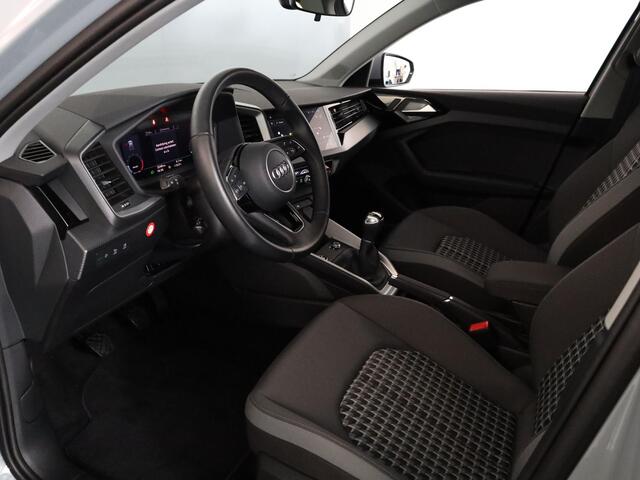 Audi A1 25 TFSI Advanced edition 95pk | Sportstoelen | Led verlichting | Navigatie via App